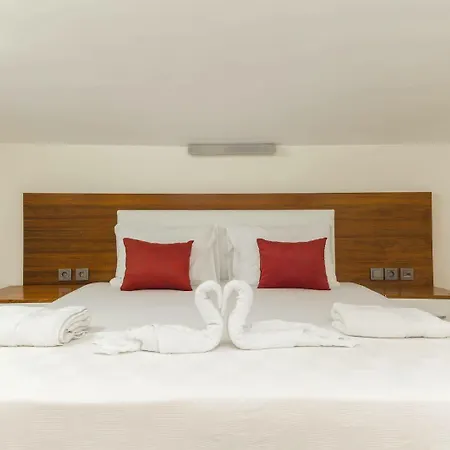 Tema Lara Hotel 2*